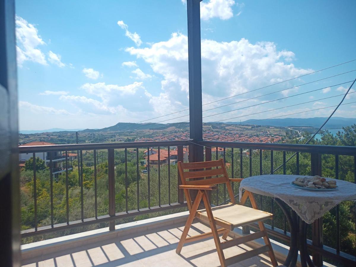 Apartament Μεζονετα Nea Roda Zewnętrze zdjęcie