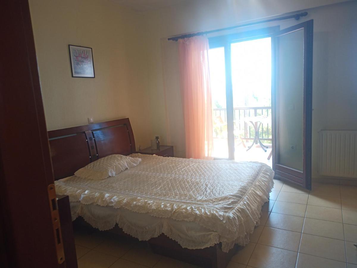 Apartament Μεζονετα Nea Roda Zewnętrze zdjęcie